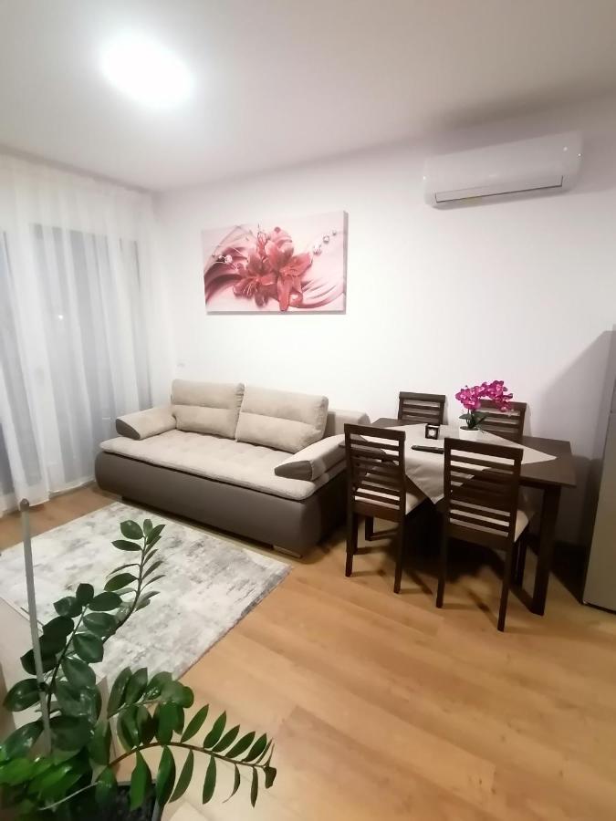 شقة أرادايا  في Apartman Sarah المظهر الخارجي الصورة